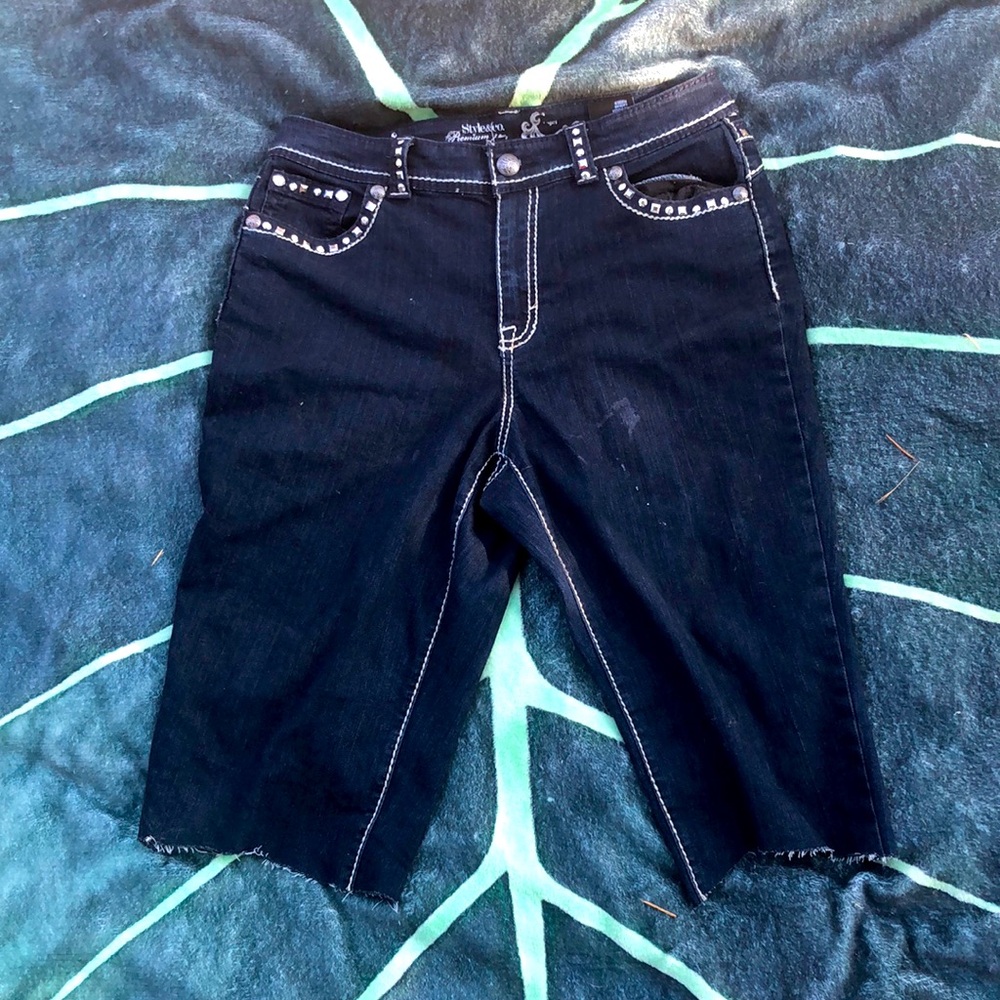 Style&co studded embroidered jhorts
